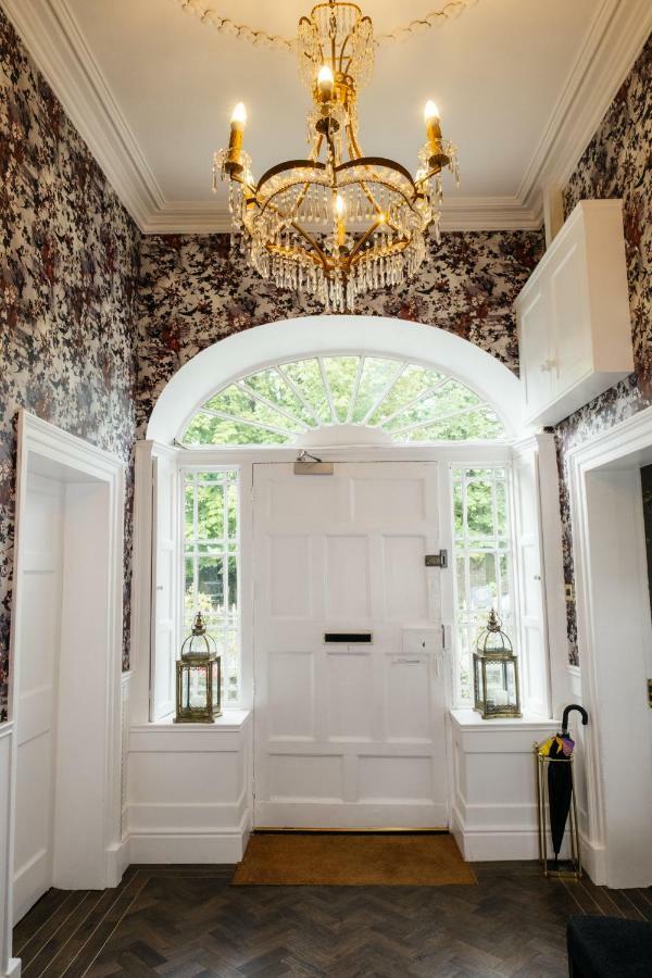 The Stables Townhouse B&B Birr Exterior photo